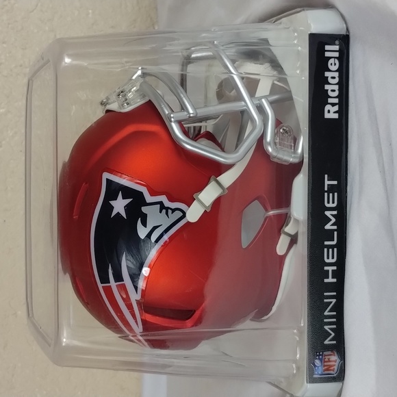 NFL Patriots Mini Alternate Blaze Helmet - Picture 2 of 9